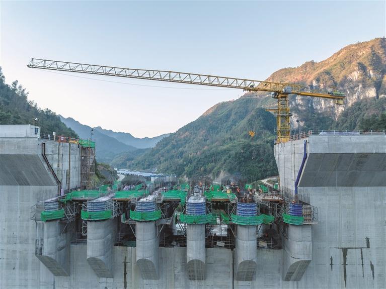 晴好天氣搶抓建設(shè)